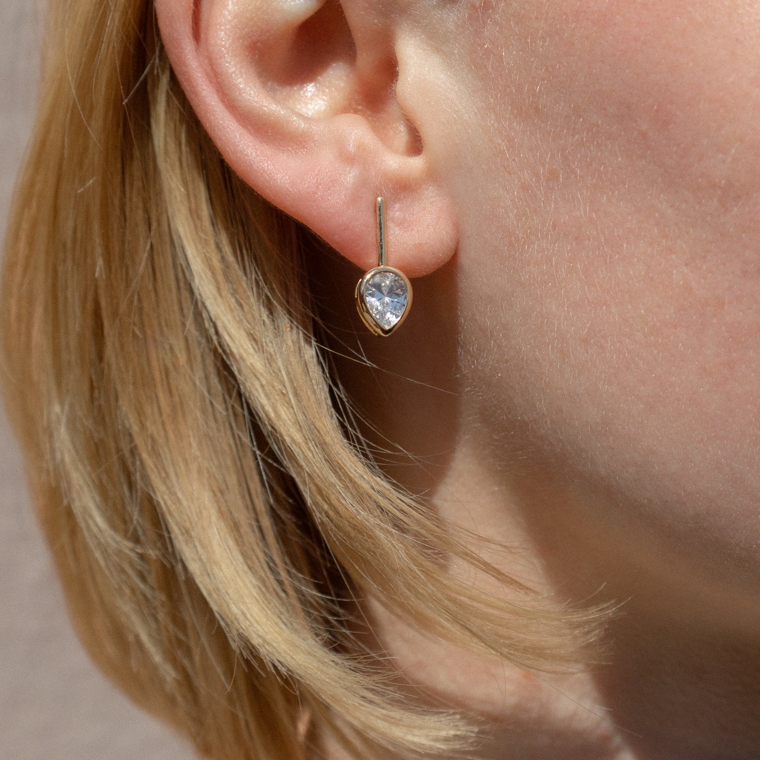 Alöise Earrings - Image 3