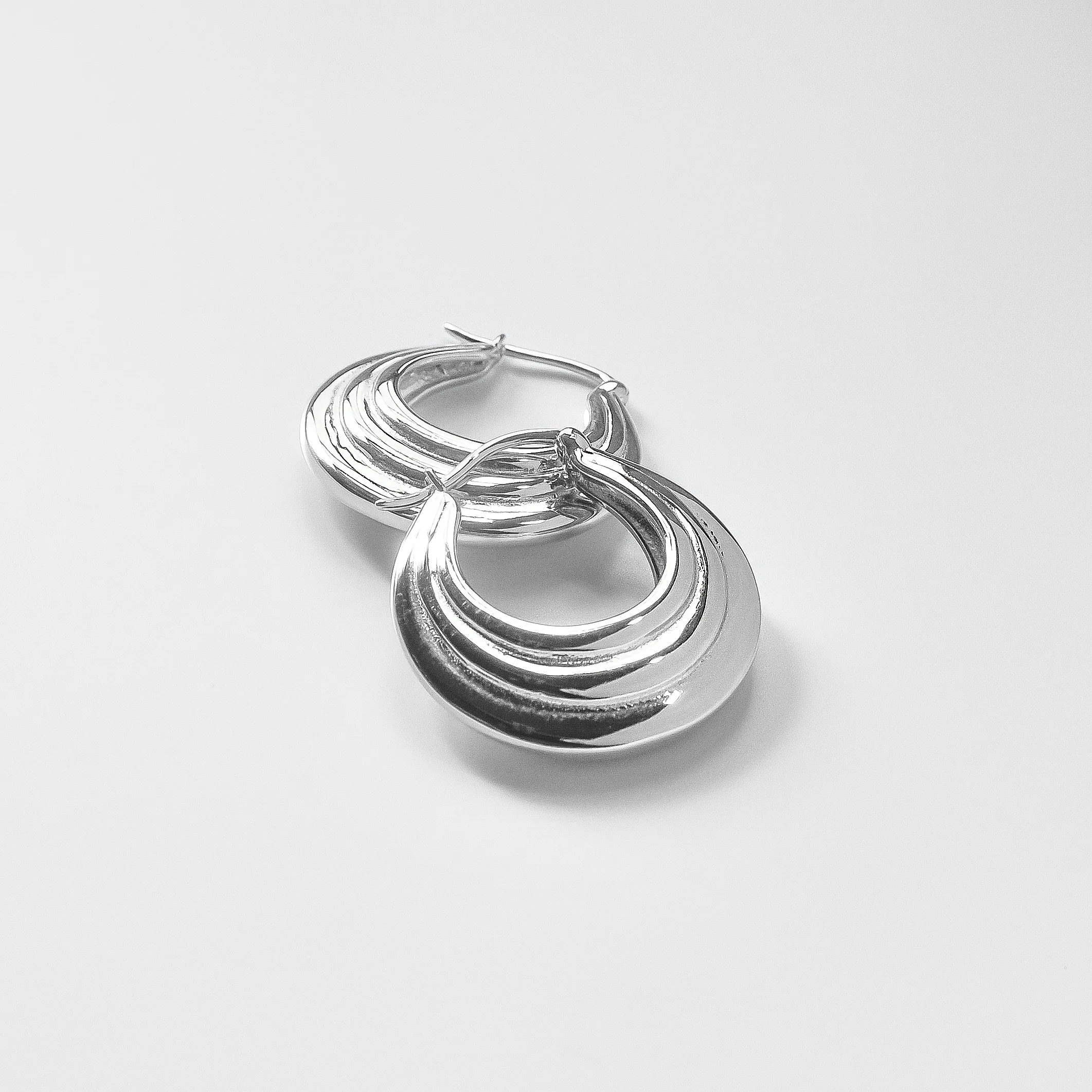 Amalie Silver Hoop Earrings - Image 4