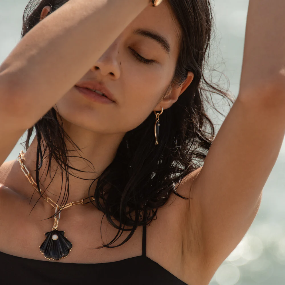 Fortuna Onyx Fish Hoop Earrings - Image 3
