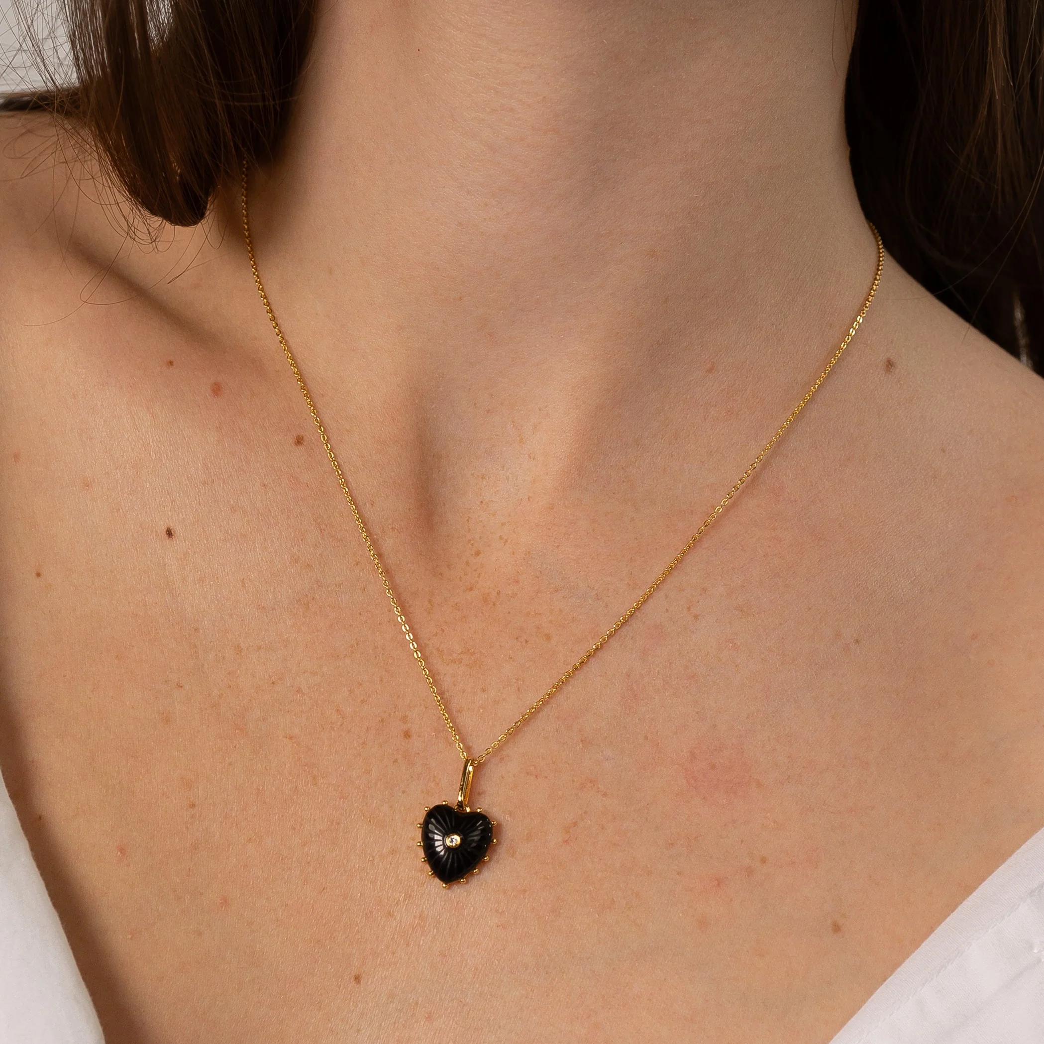 Isabel Onyx Heart - Image 5