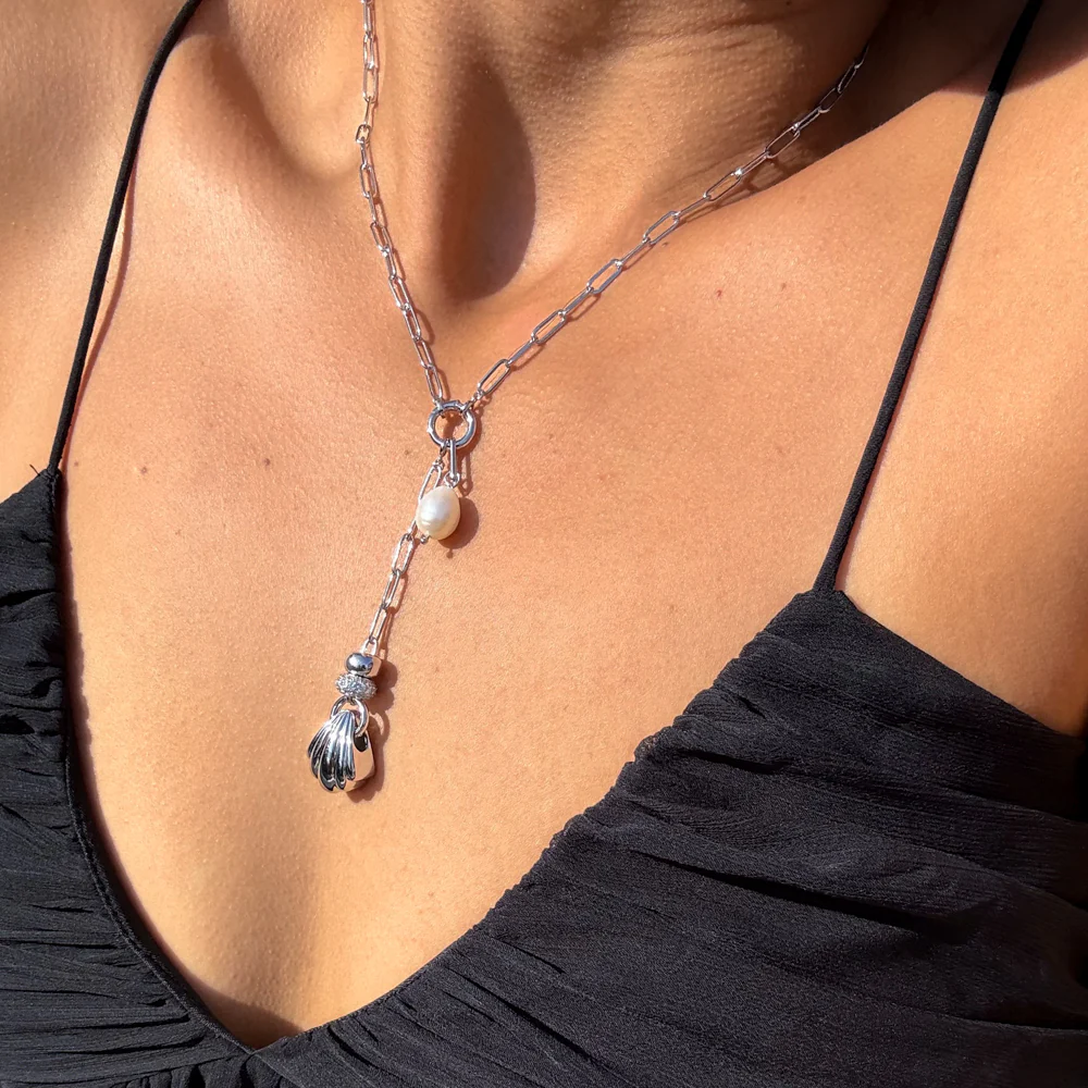 Lina Shell Lariat Necklace - Image 3