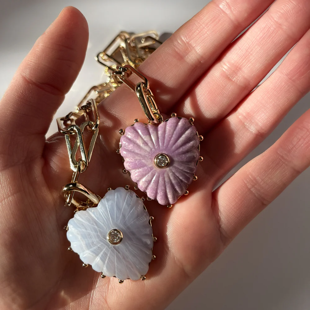 Malene Purple Mica Heart Clip - Image 3