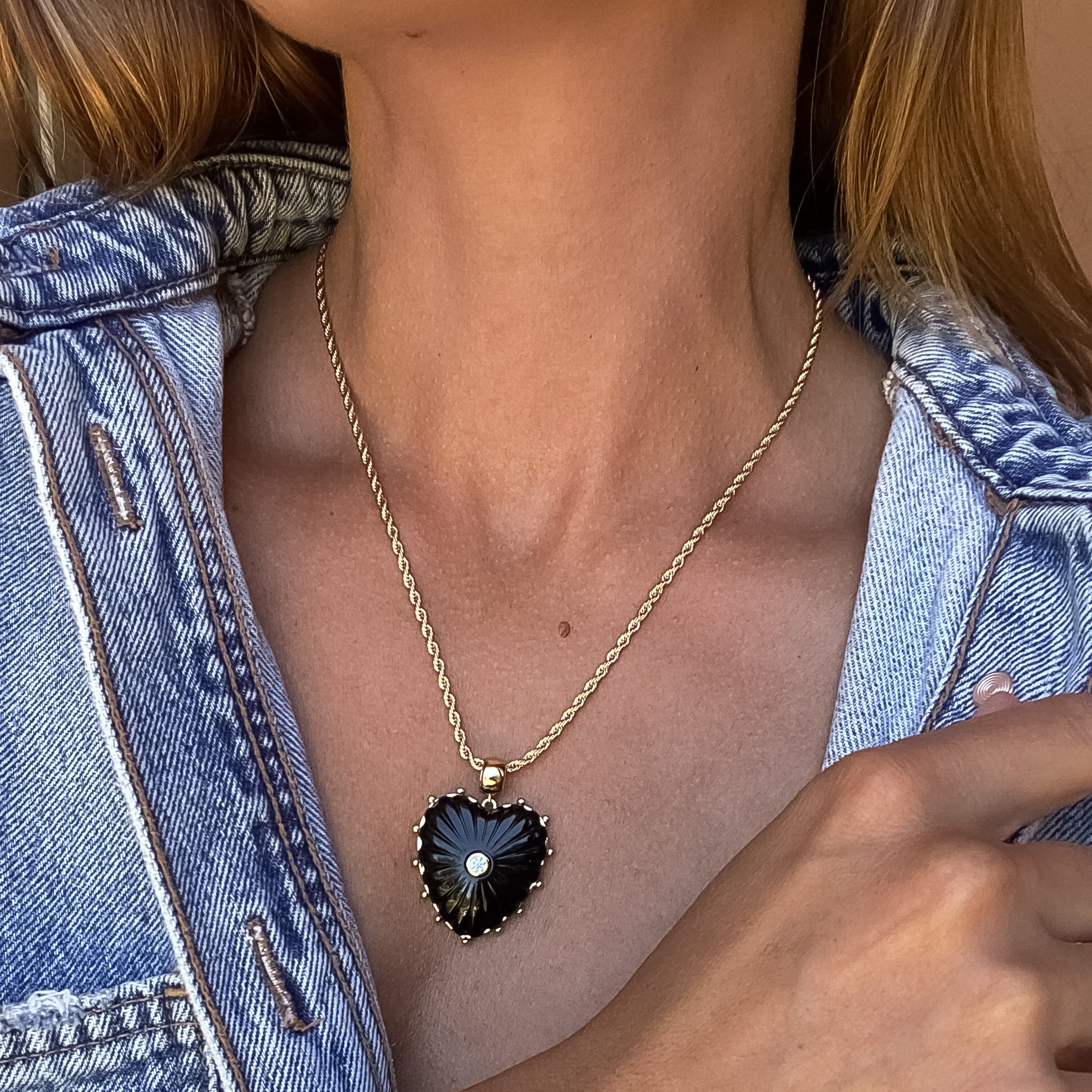Malene Onyx Heart Bail - Image 10
