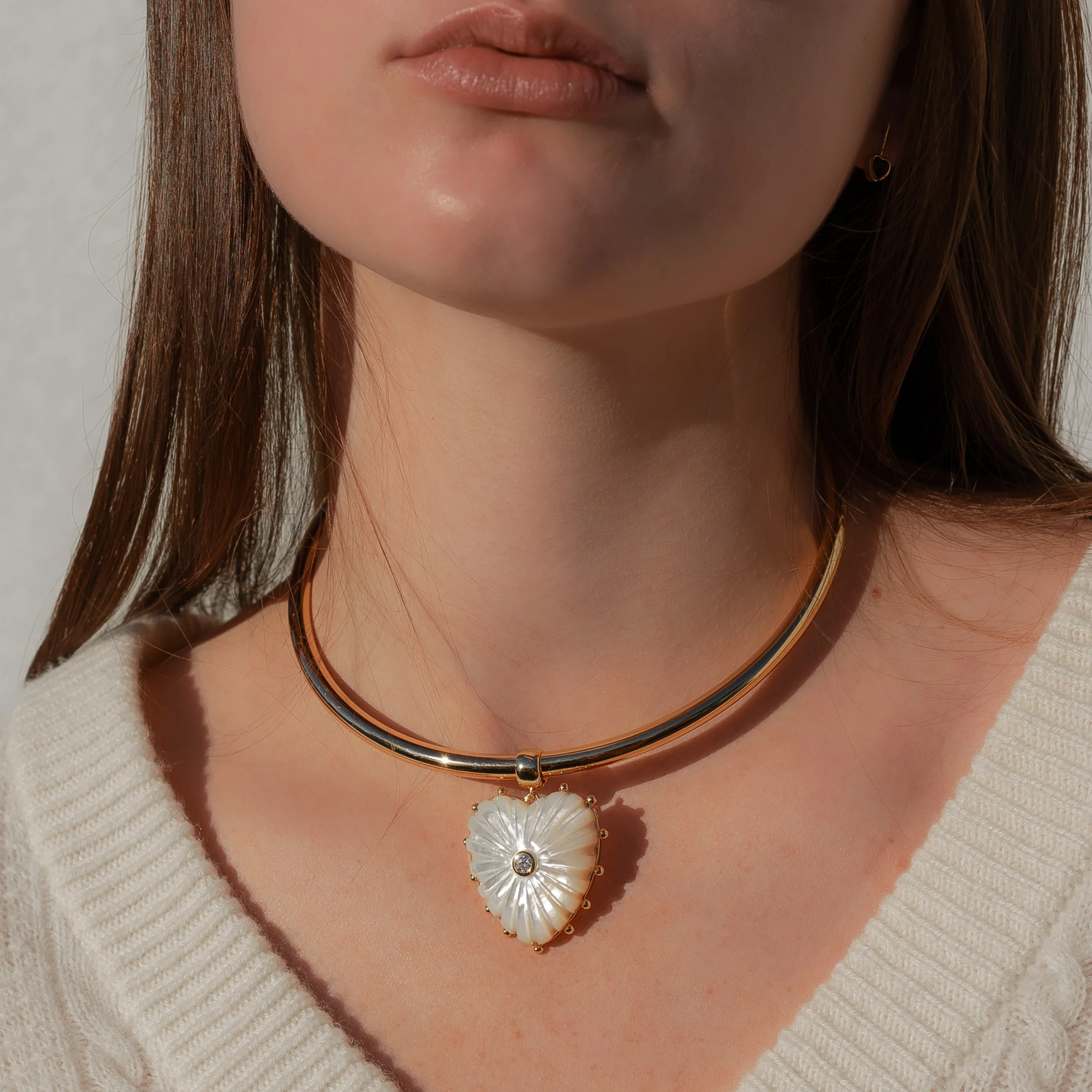 Malene Mother Of Pearl Heart Bail - Image 14