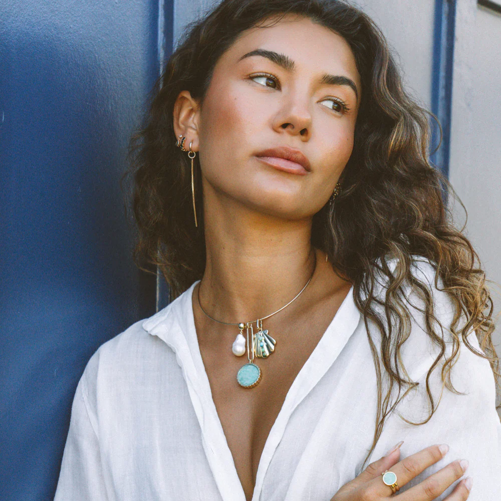 Maris Shell Choker Necklace - Image 3