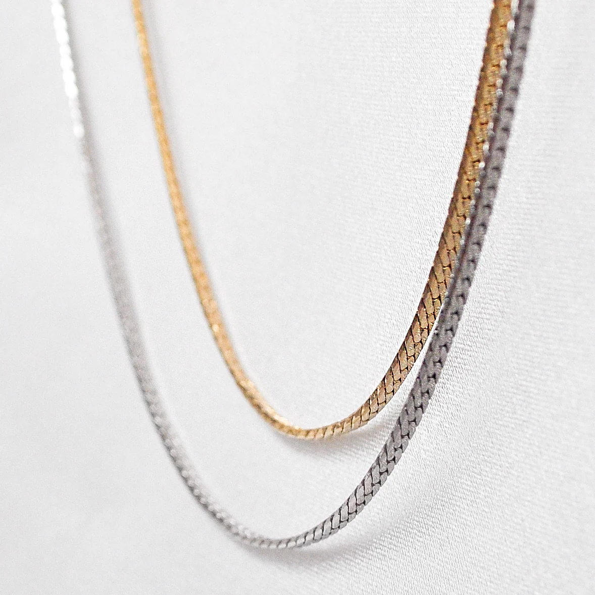 Mini Dani Silver Herringbone Necklace - Image 4