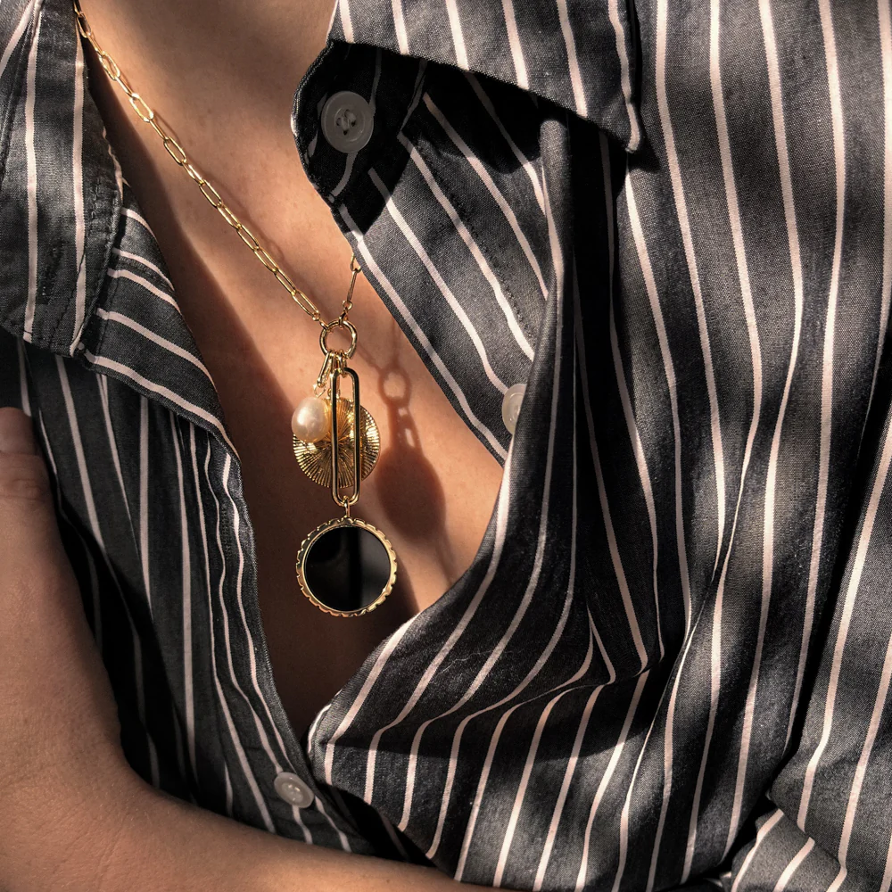 Solario Sundial Onyx Necklace - Image 2