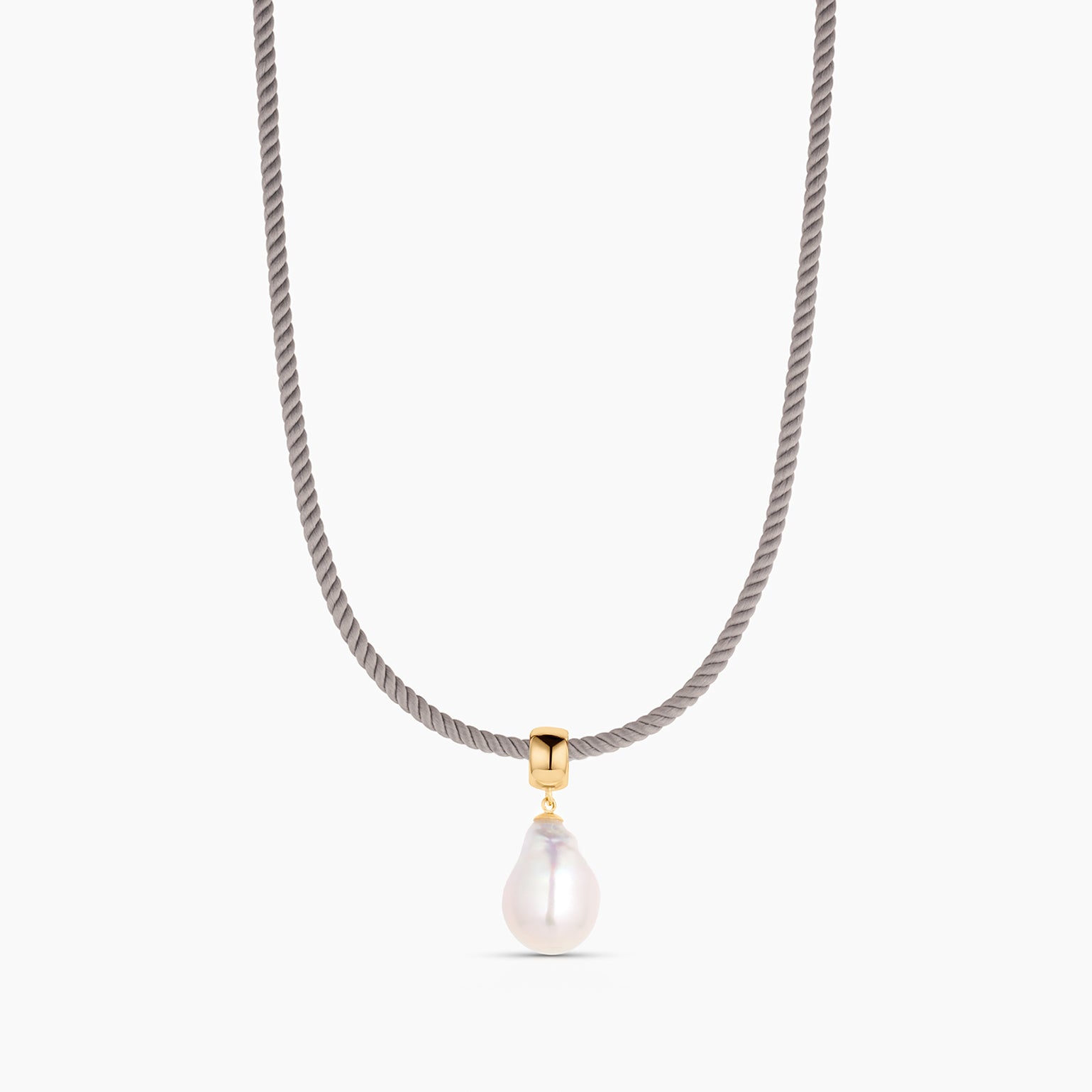 Talia Pearl Bail - Image 12